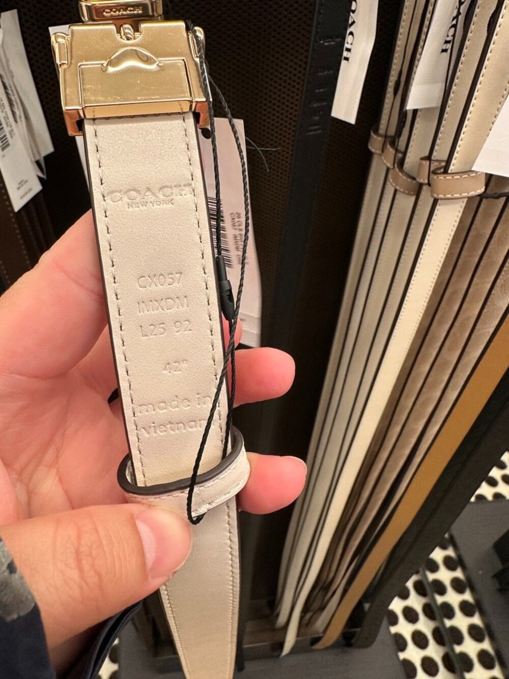 NWT! Coach CX057 Classic Buckle Cut To Size Reversible Belt 25MM Sand/Chalk - Picture 3 of 6